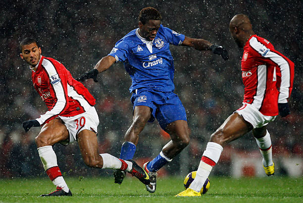 策推动的回 策推动的回